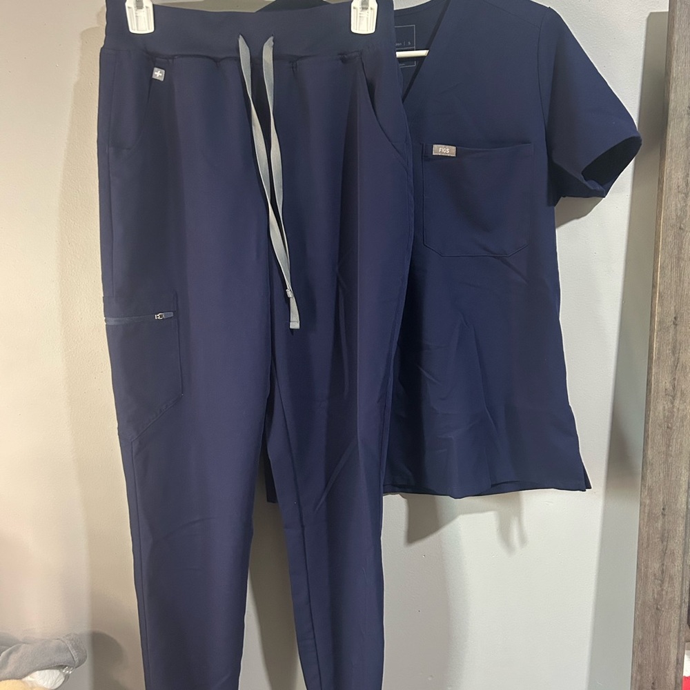 Navy Blue Figs Scrub Set